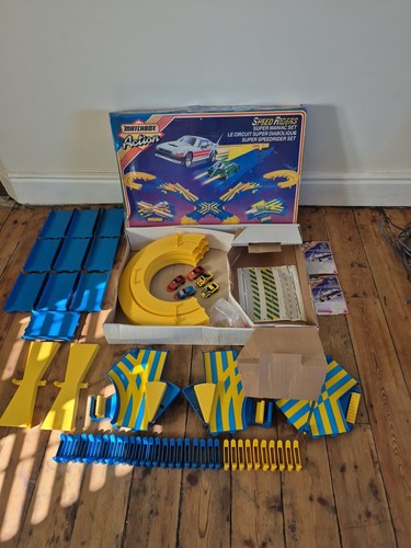 Matchbox Action Speed Riders Maniac Set Rare Boxed With 5 Cars Vintage