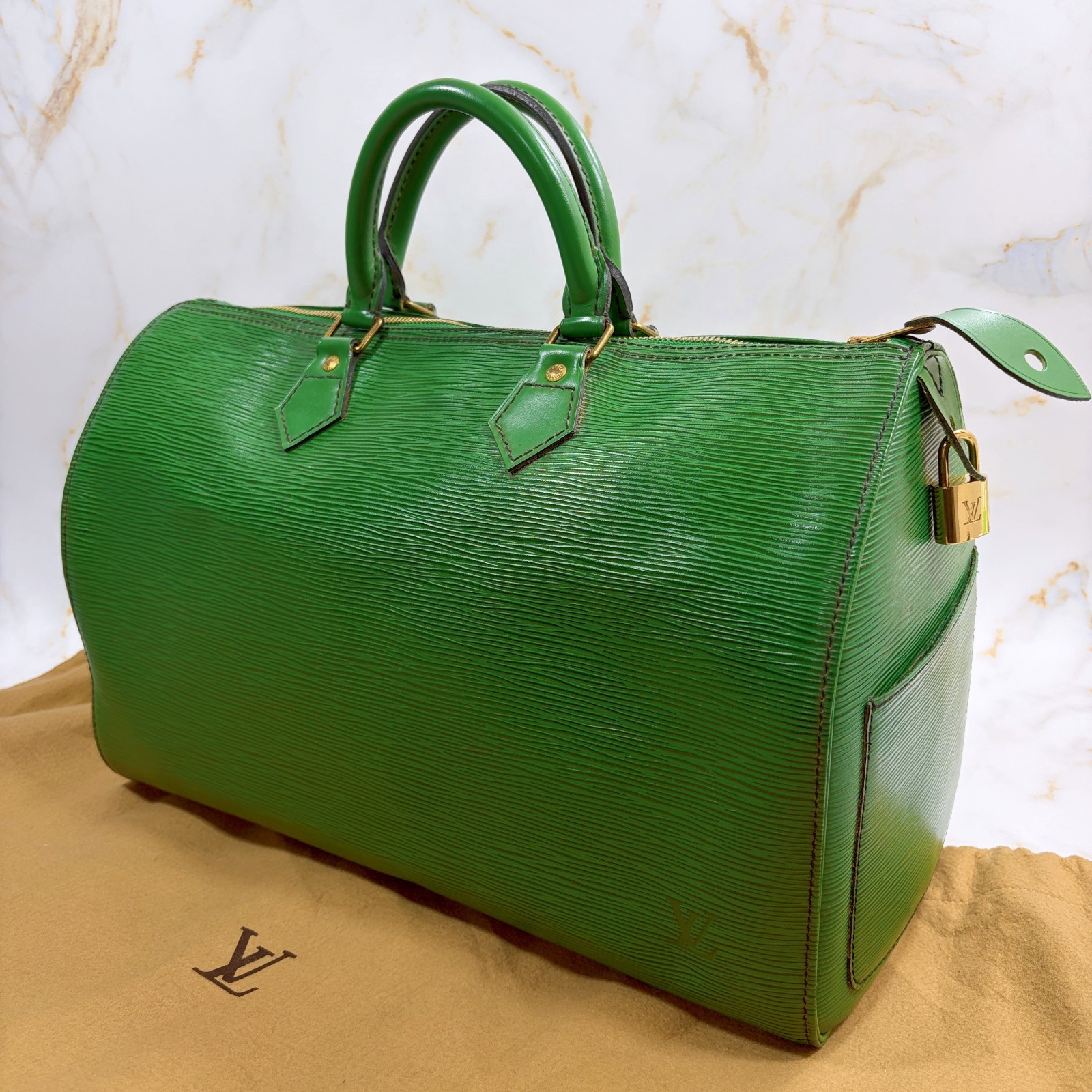 LOUIS VUITTON Epi Speedy 35 Boston Bag Handbag Green Leather Authentic E197278