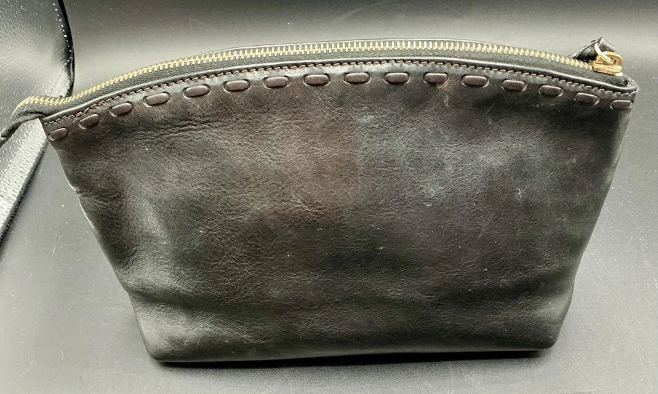 RARE VTG Dooney & Bourke Black Florentine Large Domed Cosmetic Case Zip Pouch - Image 3 of 4