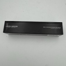 Image of Laura Mercier Real Flawless Foundation Makeup Brush   (NEW IN BOX)
