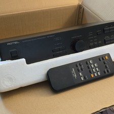 Rotel RSP-960AX 5.1 Surround Sound,Dolby Pro Logic, Original Box And Remote