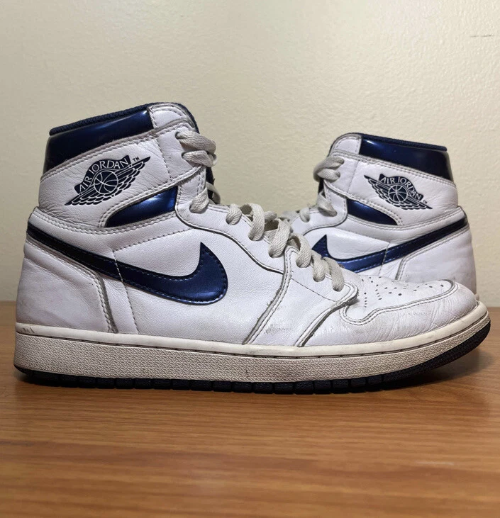 Nike Air Jordan 1 Retro High OG Metallic Navy 2016 Size 9 Sneakers  555088-106