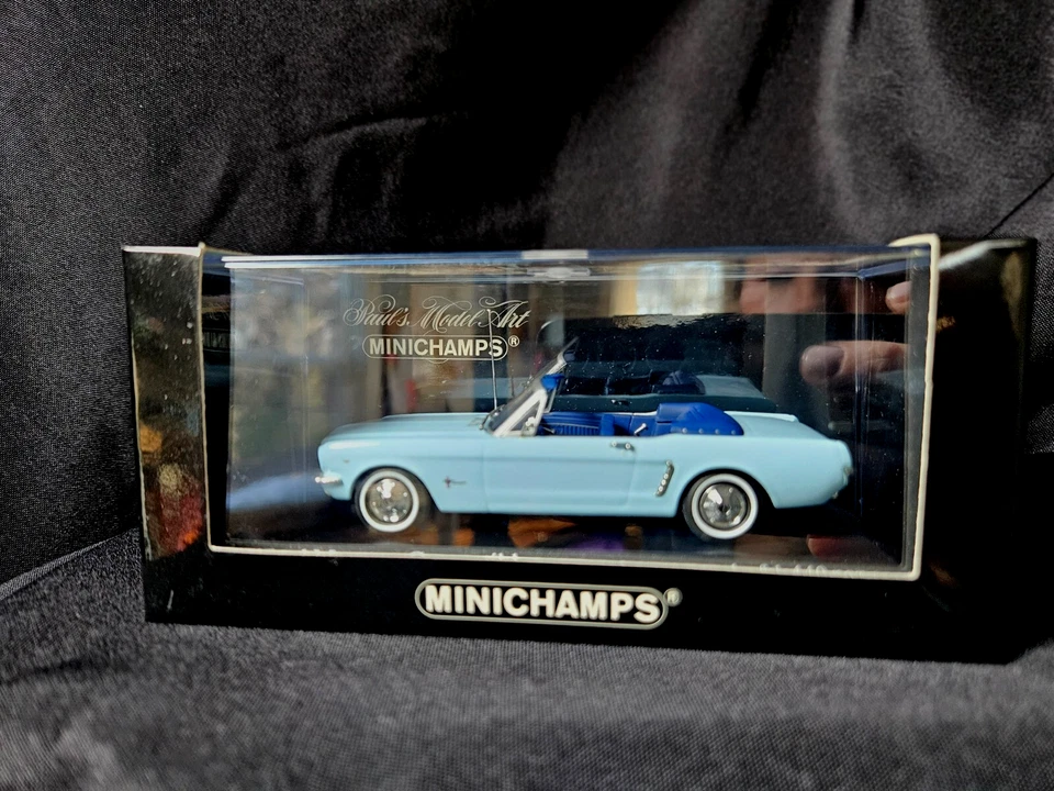 Paul's Model Art MINICHAMPS 1964 Ford Mustang escala 1:43 Inv. #3781 Foto 2 de 3
