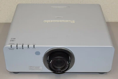 Panasonic PT-D6000 PT-D6000US 6500 Lumen Projector ET-DLE200 Lens 4774 Hours - Image 1 of 4