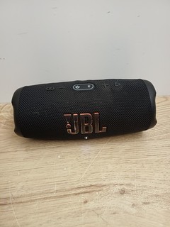 JBL Jbl Charge 5 Bluetooth Lautsprecher Box Speaker funktioniert