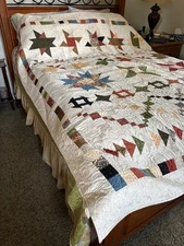 Quilt made with Pleasantville pattern by designer Kimberly Einmo. 