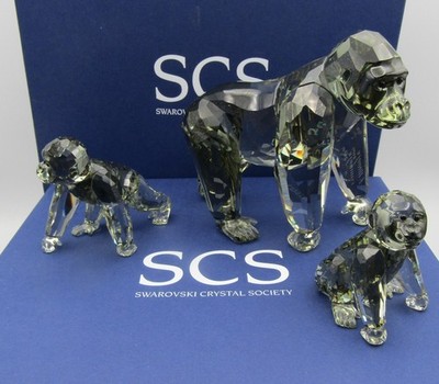 SWAROVSKI SCS ENDANGERED WILDLIFE GORILLA MAMMA & CUBS w/BOX & PAPERS