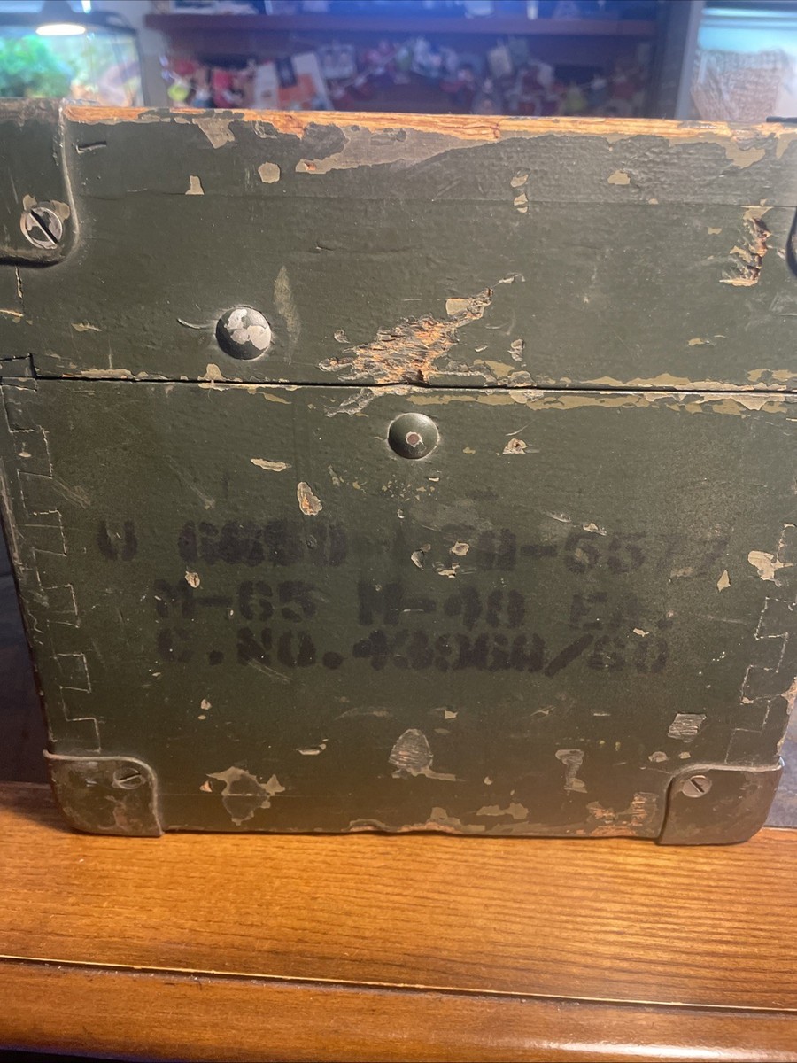 Original WWII US Army M65 Periscope Telescope With Box Trench Tank