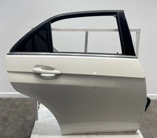 Porte arrière et accessoires Mercedes 300