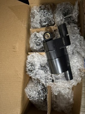Ignition Coil CARQUEST EBC1787-8 + 4 spark plugs