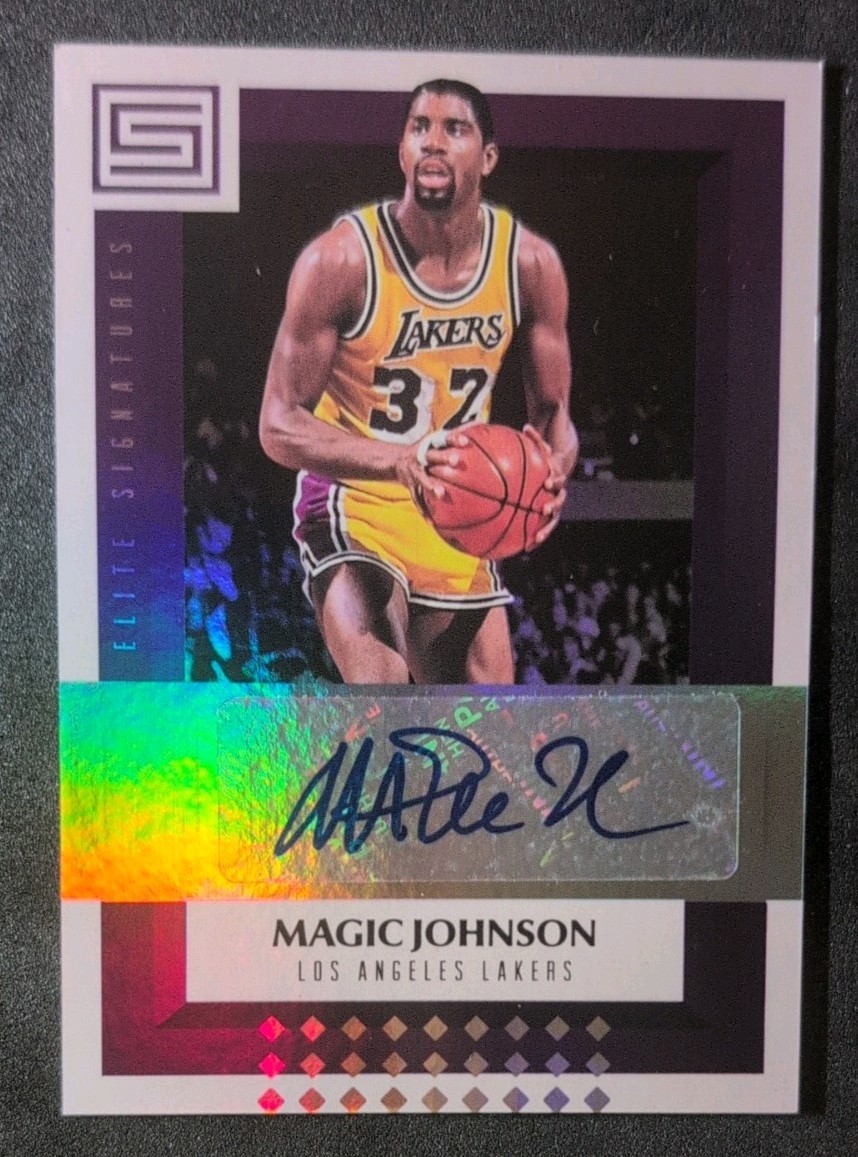2017-18 Panini Status - Elite Signatures Magic Johnson Autograph #ES-MJS (AU)