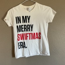 Bella.Canvas.Kids Graphic T-Shirt Youth Size 10-12 “ In My Merry Swiftmas Era”
