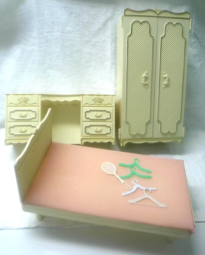 Vintage Barbie Bedroom Set Wardrobe Armoire, Dresser, Bed w/Mattress Wolverine