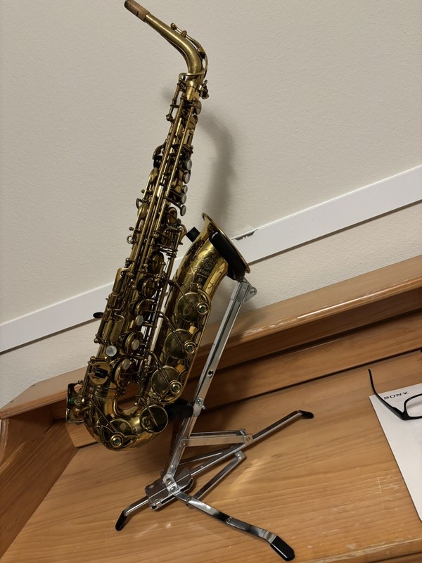 Folding Saxophone Sax Stand Alto Tenor Soprano Flute Clarinet