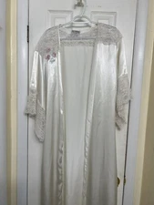 Val Mode Long  Robe Lace Trim Floral Bridal LARGE