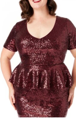 green emerald velvet dress Johnathan Kayne Sydneys Closet Jk2208 Cherry Red Prom Dress Size 22 Sequins