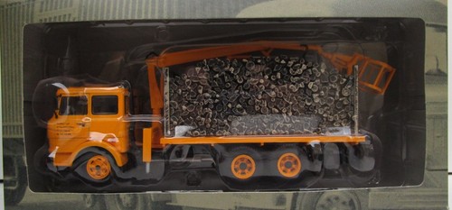CAMION D'AUTREFOIS NÂ°011 RENAULT R4220 FAINEANT Transport De Paille Altaya 143