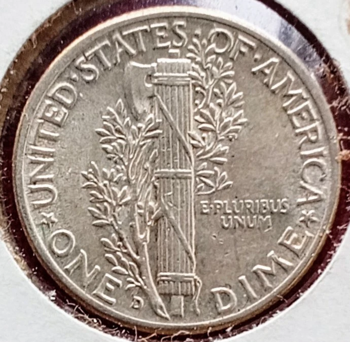 1944-D Mercury Dime In Beautiful Rare BU Condition. - Image 2 of 4