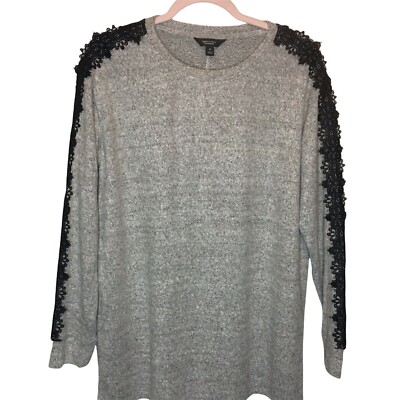 Womens Simply Vera Top Scoop Neck Blouse u Flower Embellished Sleeves Size M