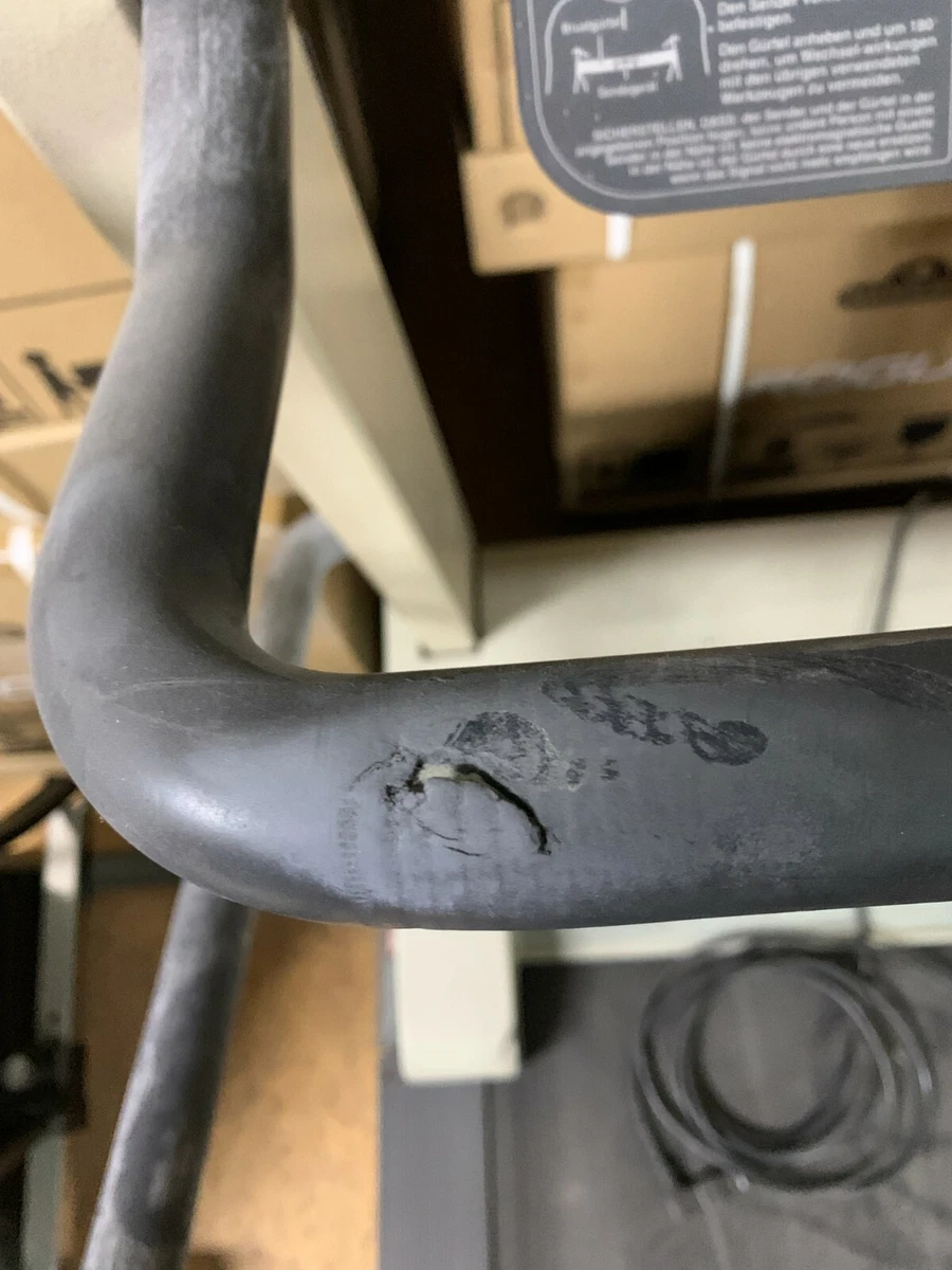 Laufband Technogym RUN XT gebraucht Profi-Fitnessgerät