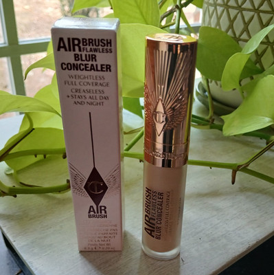 Charlotte Tilbury AIRbrush Flawless Blur Concealer 7 Medium Matte NIB