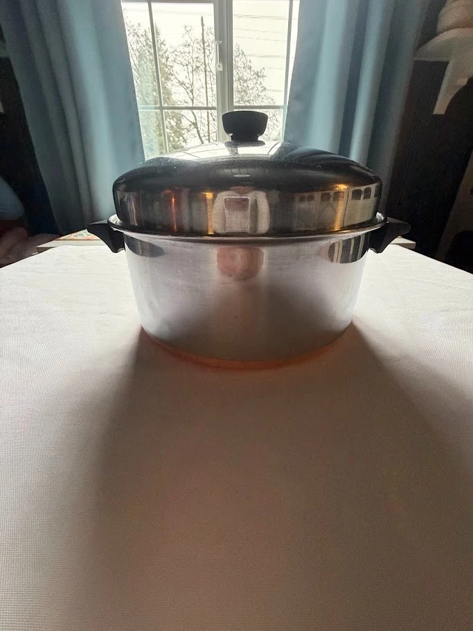 VTG (Pre 1968) Revere Ware Copper Bottom 6QT Dutch Oven