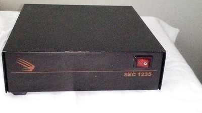 SAMLEX SEC-1235 30A Switching Power Supply