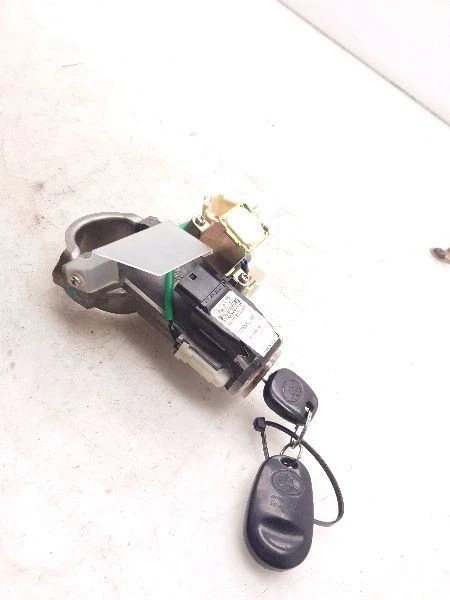 04 05 06 07 08 09 10 TOYOTA SIENNA IGNITION SWITCH WITH KEY - Image 2 of 4