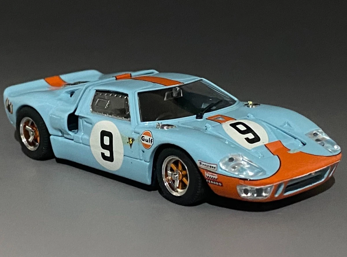 Miniature Ford GT40 N°68, Le Mans 1968, échelle 1/43, Métal, Bang 7157
