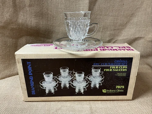VTG INDIANA GLASS SET OF 4 CUPS & SAUCERS STILL IB DIAMOND POINT MADE IN U.S.A.