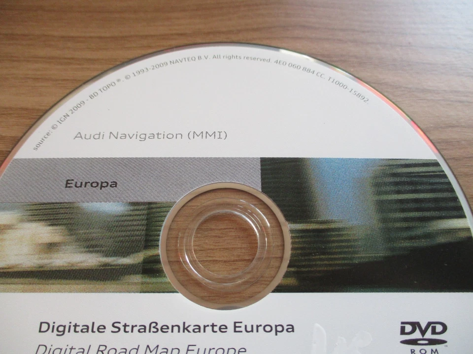 Navi Navigation DVD Karte Europe Deutschland 2010 AUDI A4 A6 A8 4E 4E0060884CC - Bild 2 von 4