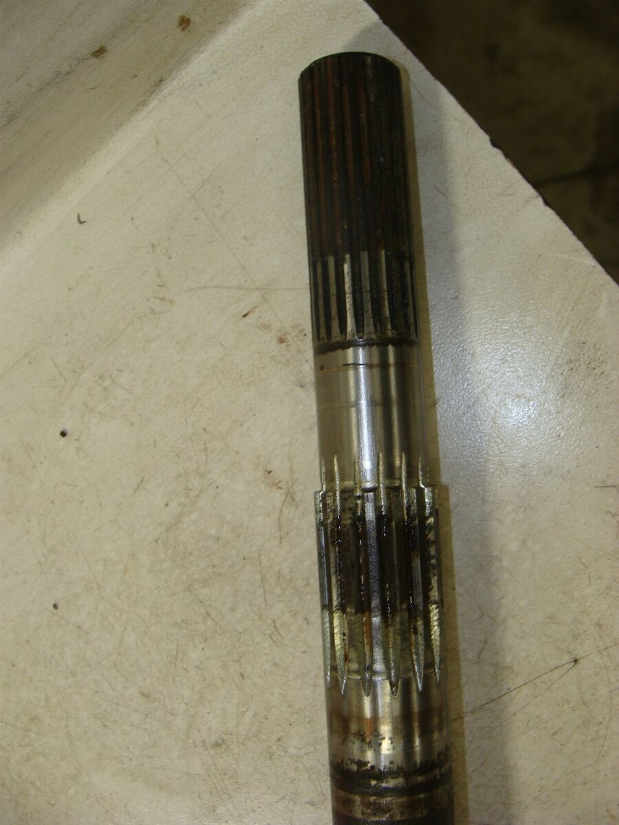 1995 YAMAHA VMAX 600 LE 500 jackshaft countershaft jack 1995 YAMAHA VMAX 600 LE 500 jackshaft countershaft jack