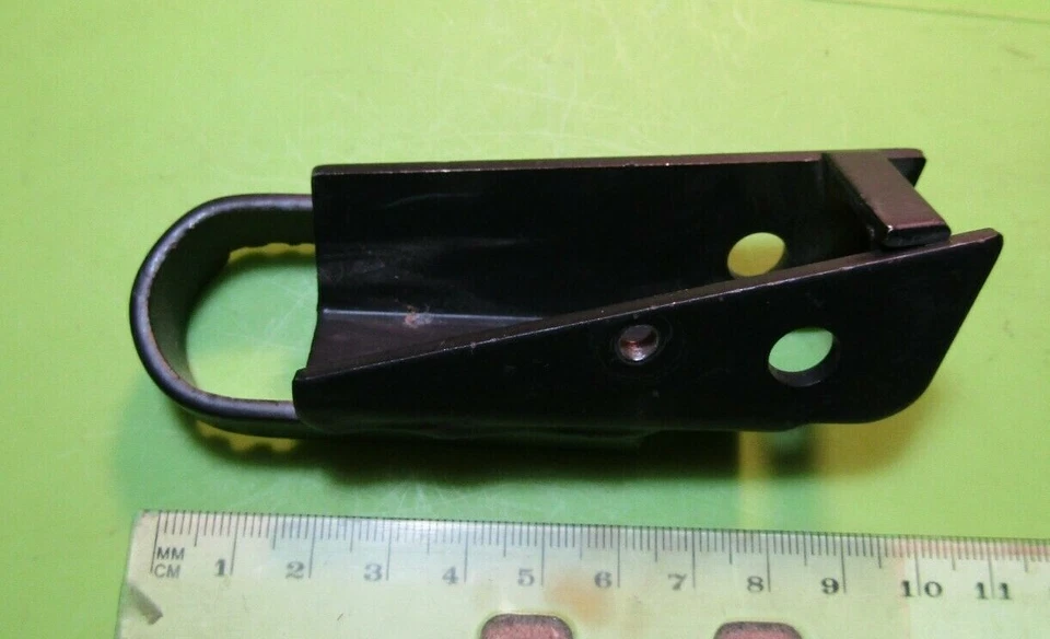 Clavija de pie derecha Montesa Cota 307 310 negra p/n 3920.01210 NOS 39M 1988-1992 Foto 3 de 4