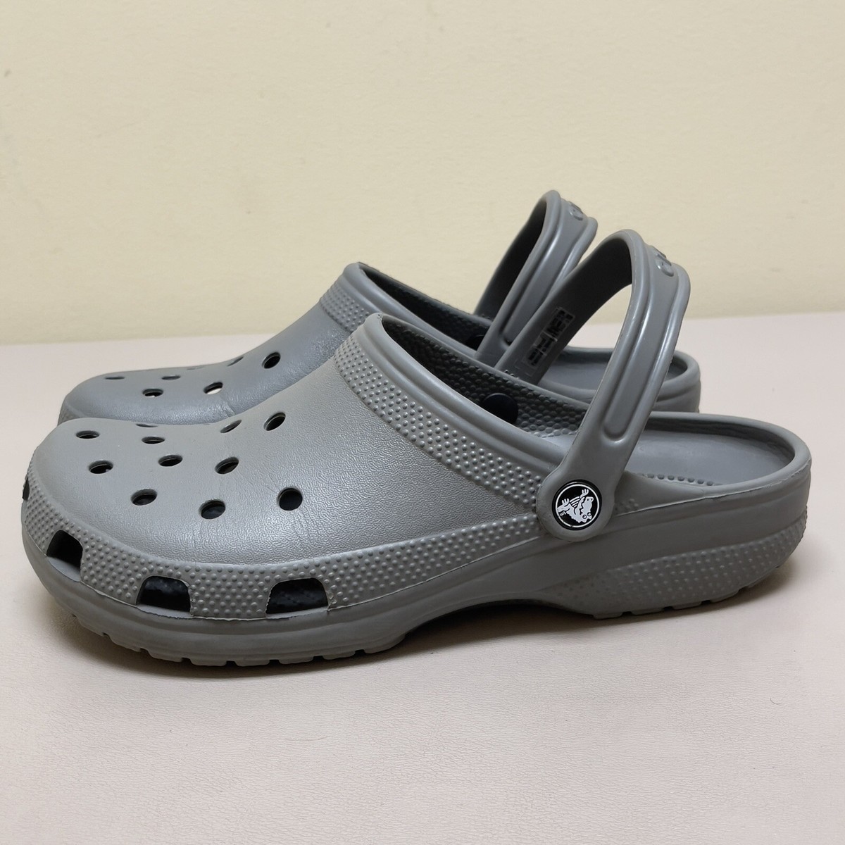Crocs Classic Clogs Unisex Men Size Women 10 Sandals Gray Slip