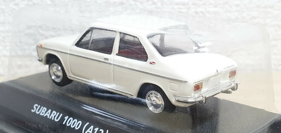 1/64 Konami 1967 SUBARU 1000 A12 WHITE diecast car model - Image 3 of 3