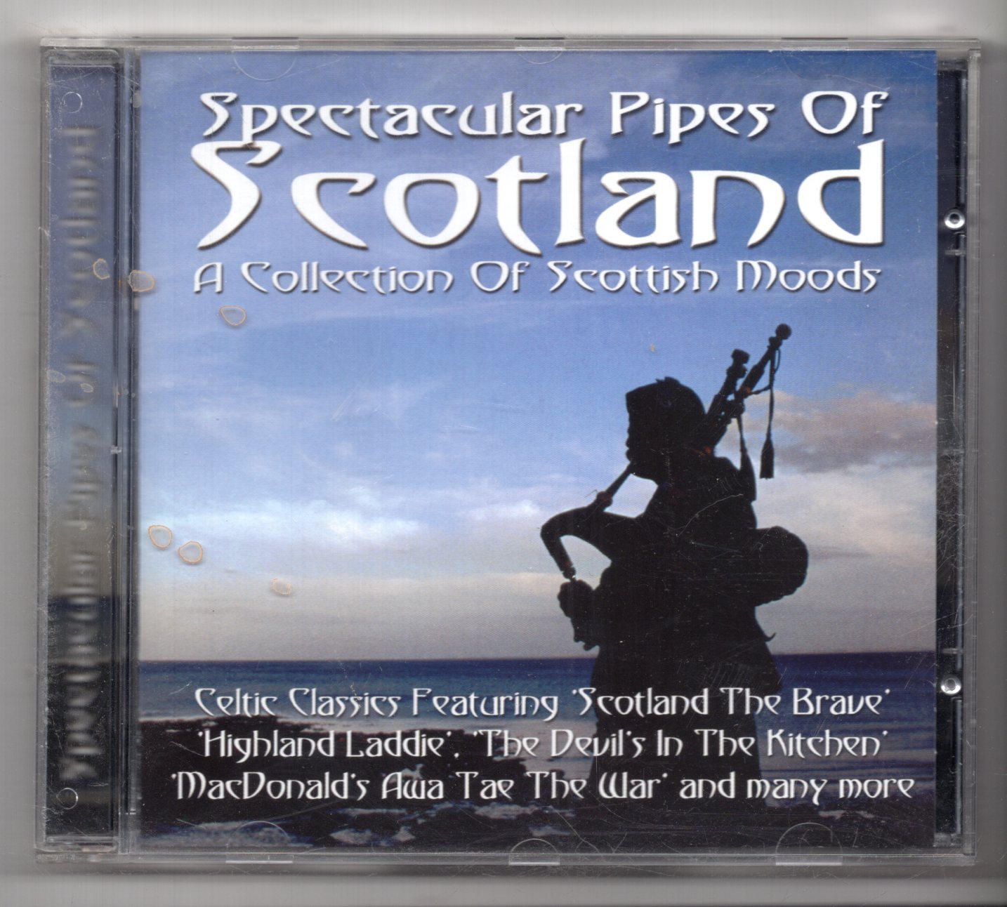 (KS460) Spectacular Pipes Of Scotland, 19 tracks various artists - 2001 CD