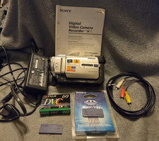 Sony Handycam DCR-TRV11 Mini DV Camcorder Bundle Tested  Working