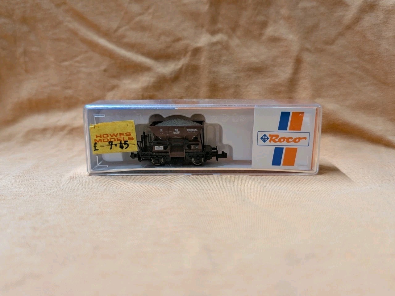 Roco 25036 West German DB hopper wagon - Kassel 2412 (N gauge) - Epoch III