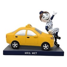 2025 New York Mets Mrs. Met Taxi Cab Bobblehead 9/13/2025 SGA