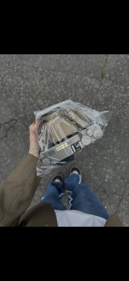 Contax G2 + 4 Zeiss Lenses Fully Serviced Excellent Condition Free Postage In UK - Image 3 of 4