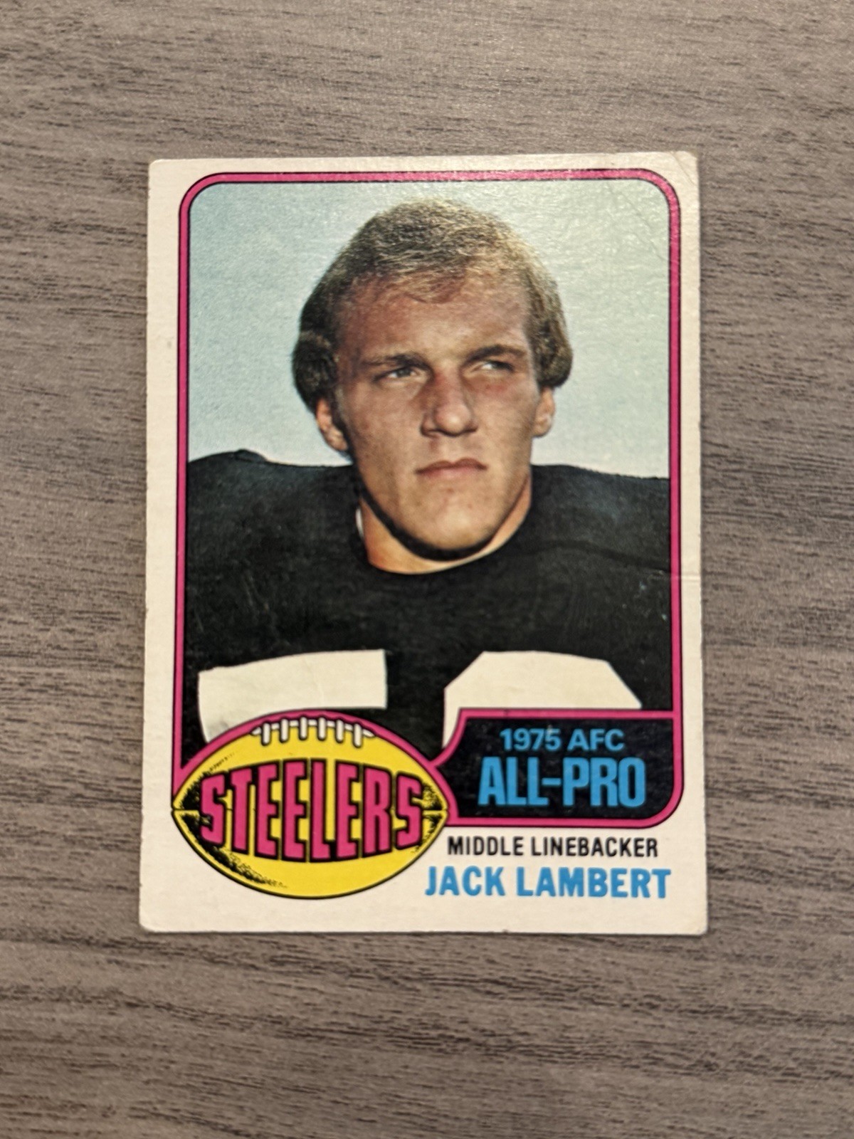 1976 Topps - Jack Lambert #220 (RC) ** Light Wrinkle*