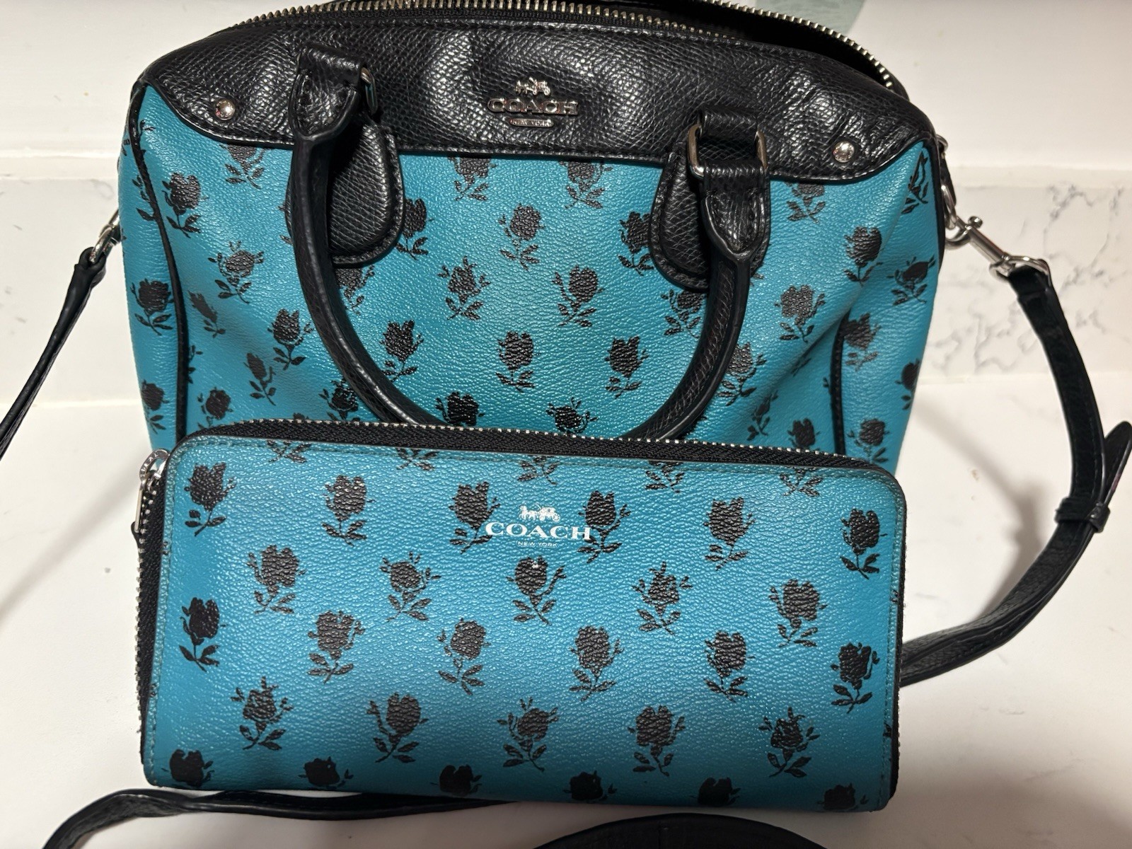 Authentic Coach Coordinated Teal Mini Satchel and… - image 2