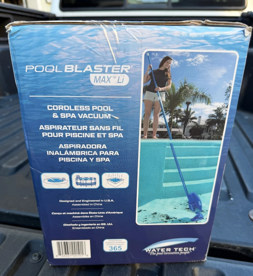 Water Tech Pool Blaster MAX Handheld Swimming Pool/Spa Vacuum Cleaner(For Parts) - Image 3 of 4