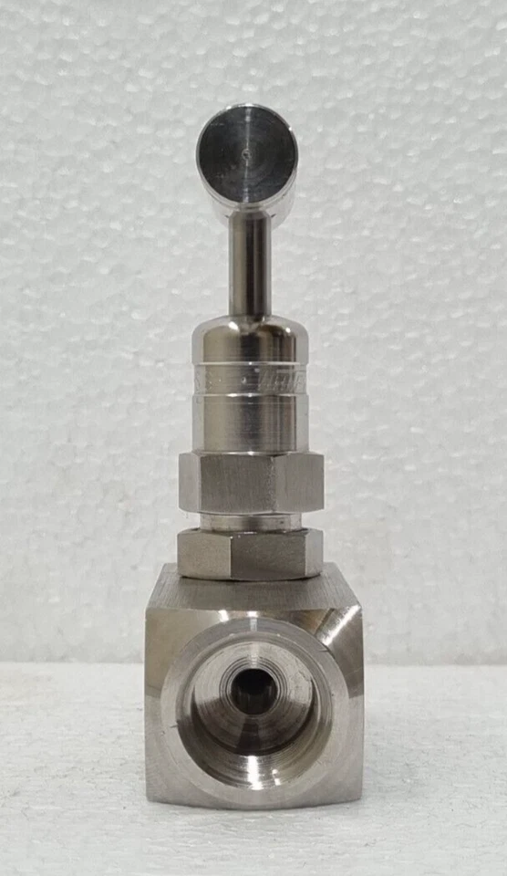 WHITEY SS-5PDGM8-F8, RISING PLUG SCREWED-BONNET NEEDLE VALVE 1/2" FNPT #2 - Image 4 of 4