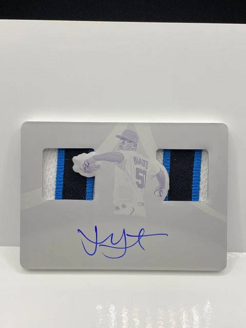 2020 Immaculate Rookie Dual Memorabilia Signature Jordan Yamamoto Auto 1/1