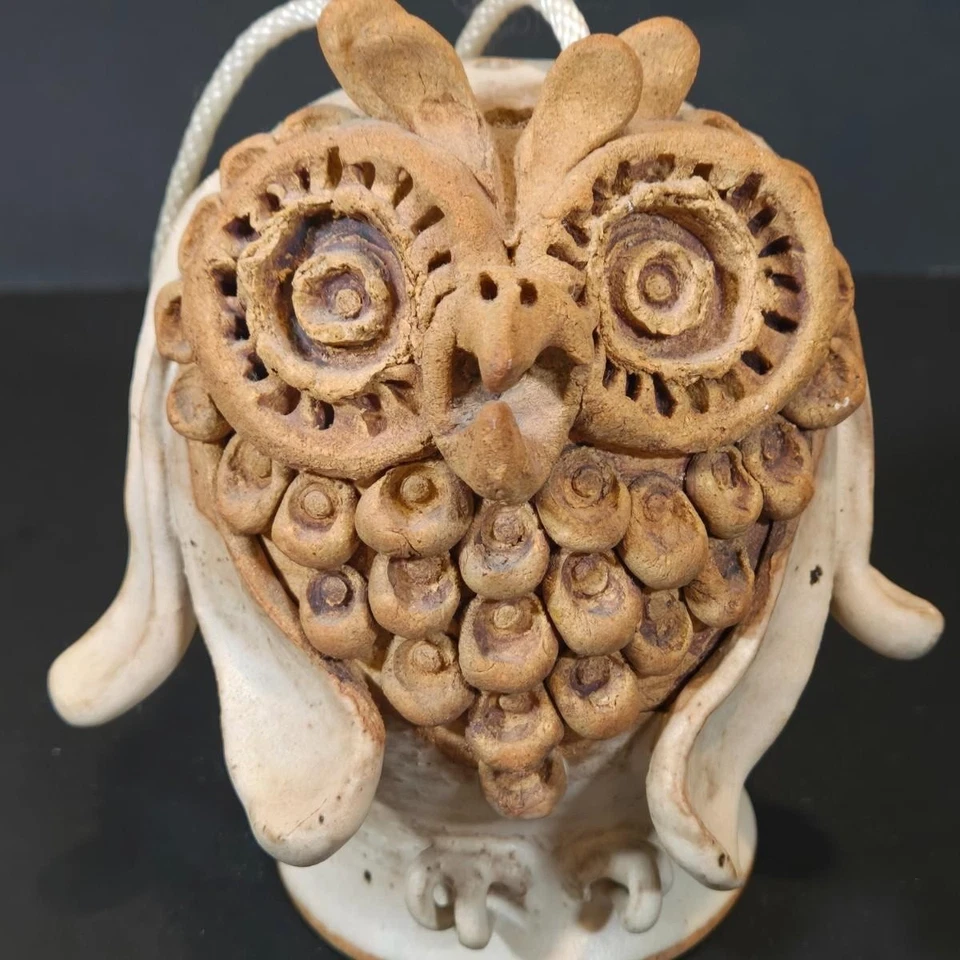 Vintage Artesanal Estúdio Arte Cerâmica Terracota Coruja Pendurado JARDIM VENTO CARRILHÃO SINO - Imagem 2 de 4