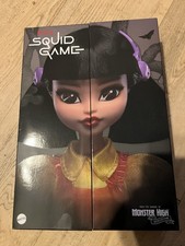 Monster High Skullector Squid Game Young-Hee Doll 2024 Mattel HYV95