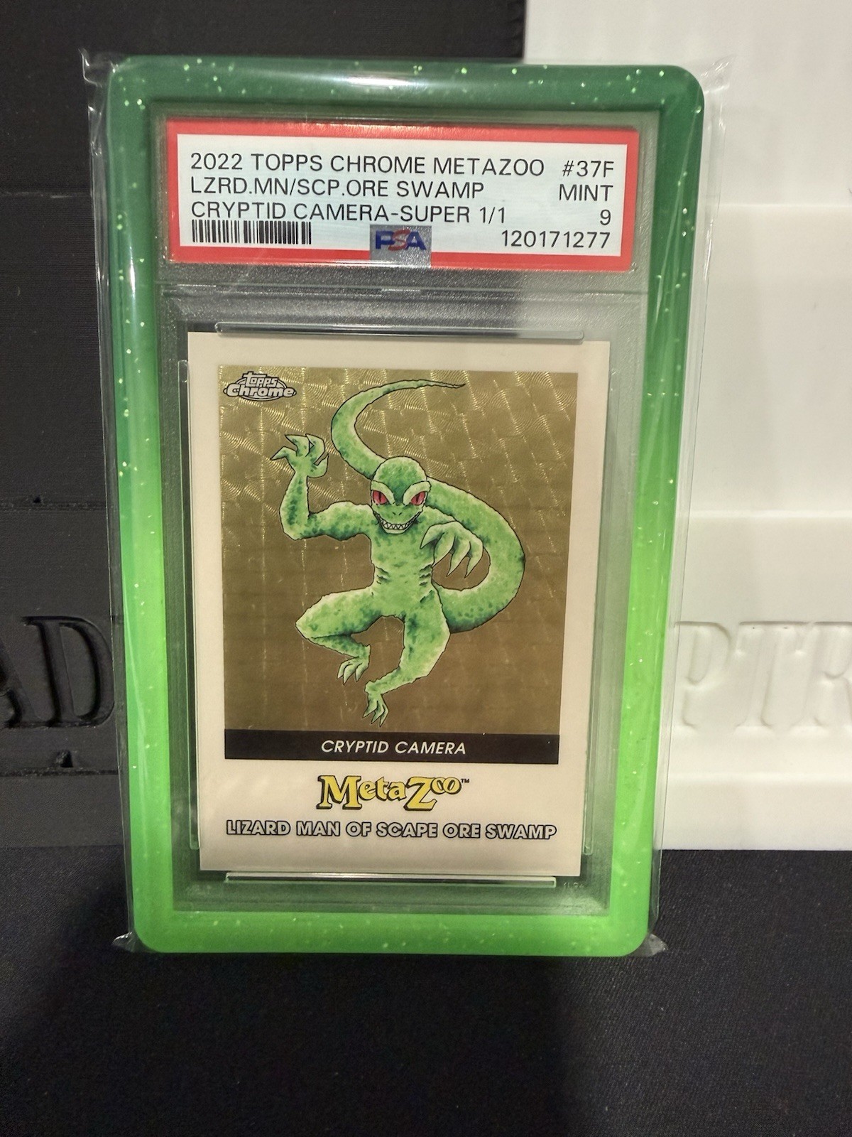 MetaZoo - Topps Chrome -Lizard Man of Scape Ore Swamp #37-F - Superfractor 1/1