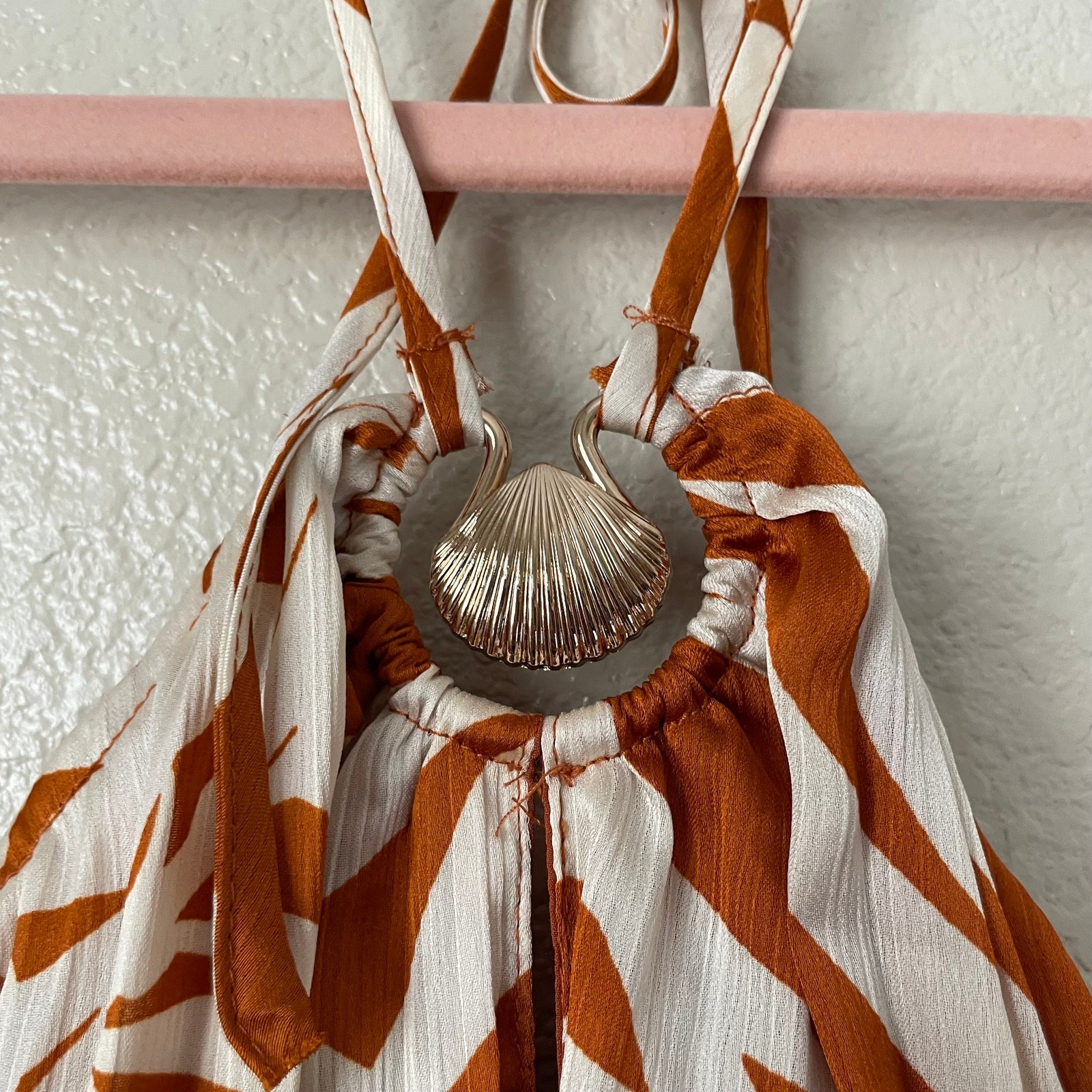 Lulus Dress Womens Small Orange Cream Kalena Maxi Halter Pleated Palm Tree Boho
