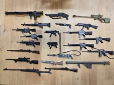 1/6. assorted Weapons. 21st Century. Ultimate Soldier.